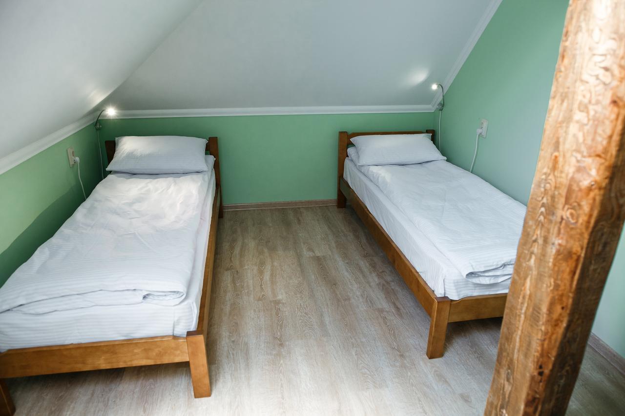 Sweet Home Hostel / Guest House 체르니우치 외부 사진