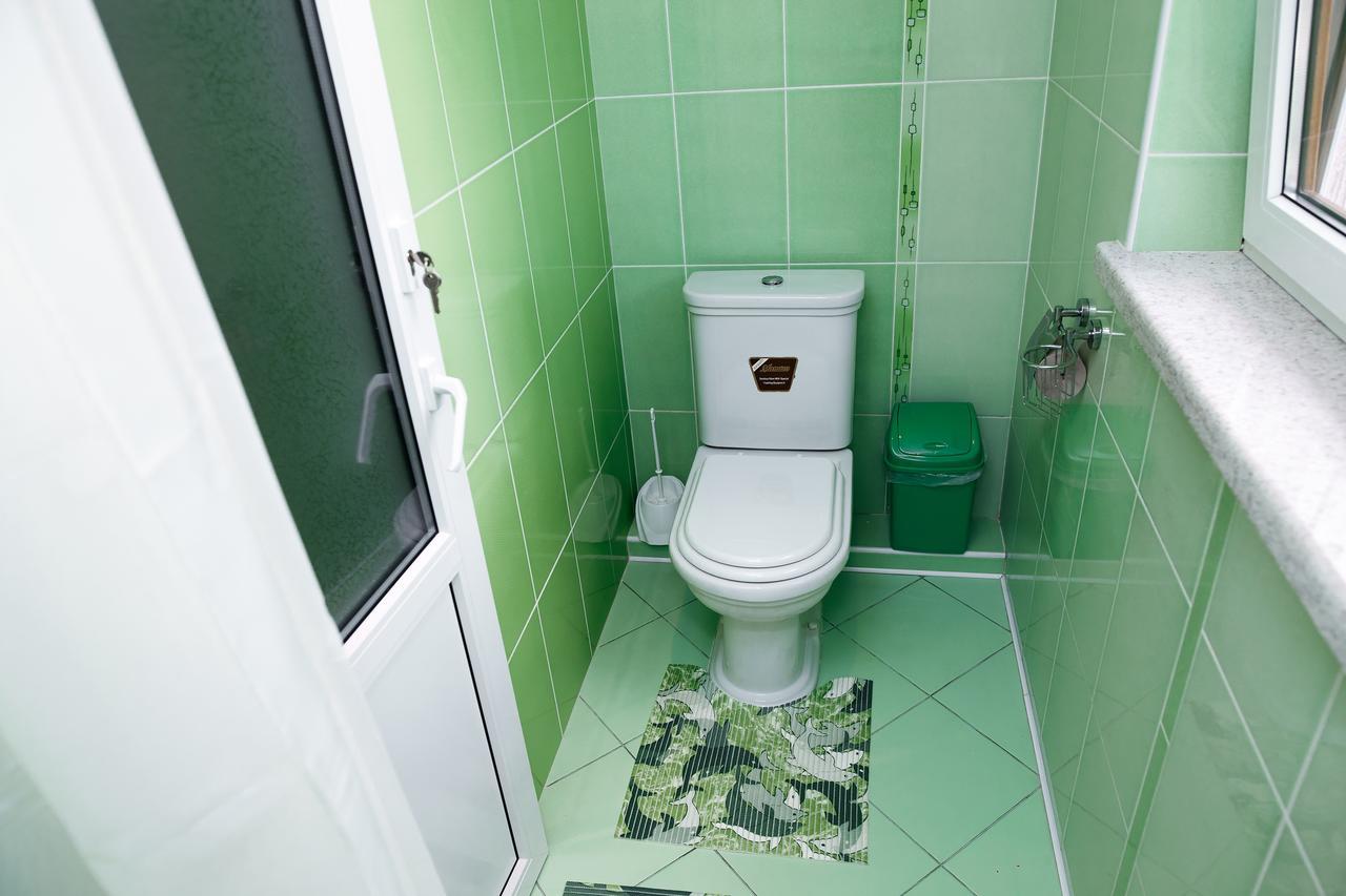 Sweet Home Hostel / Guest House 체르니우치 외부 사진