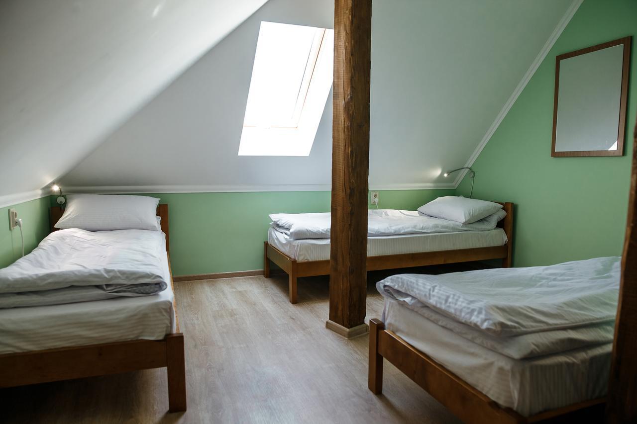 Sweet Home Hostel / Guest House 체르니우치 외부 사진